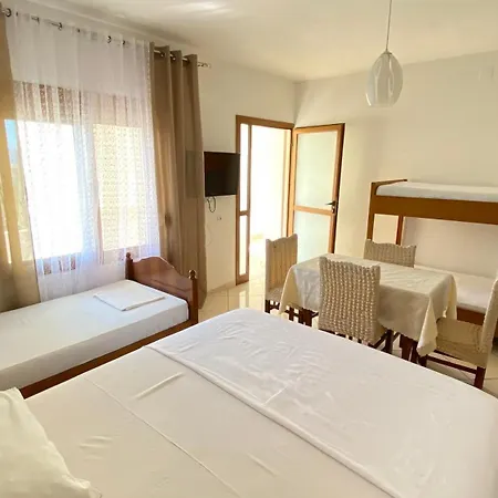 Apartment Apartament Radhime *