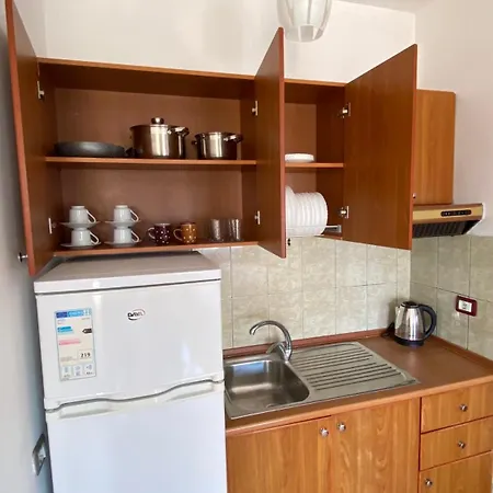 Apartment Apartament Radhime Vlore