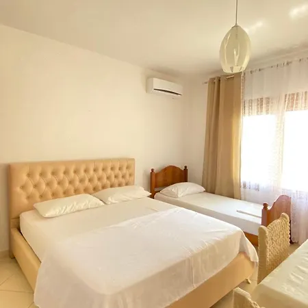 Apartament Radhime Apartment *